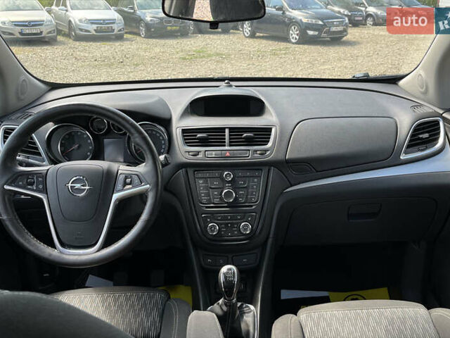 Черный Опель Mokka, объемом двигателя 1.36 л и пробегом 160 тыс. км за 12500 $, фото 20 на Automoto.ua