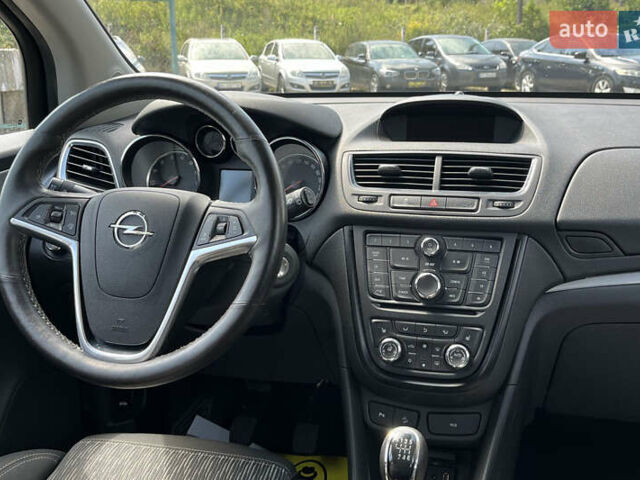 Черный Опель Mokka, объемом двигателя 1.36 л и пробегом 160 тыс. км за 12500 $, фото 23 на Automoto.ua