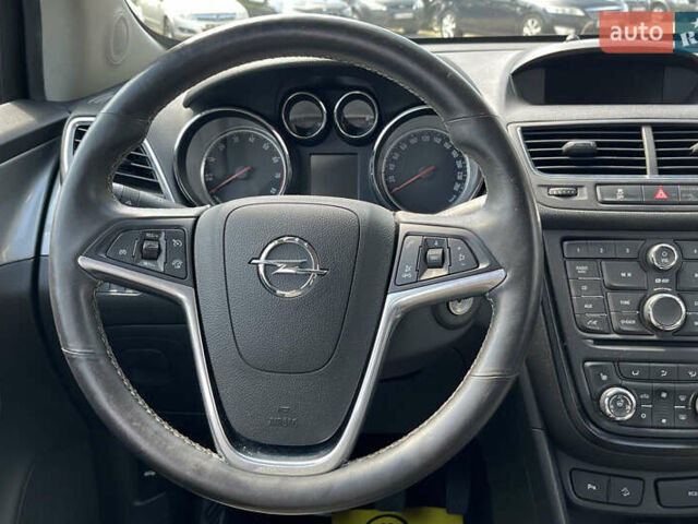 Черный Опель Mokka, объемом двигателя 1.36 л и пробегом 160 тыс. км за 12500 $, фото 22 на Automoto.ua