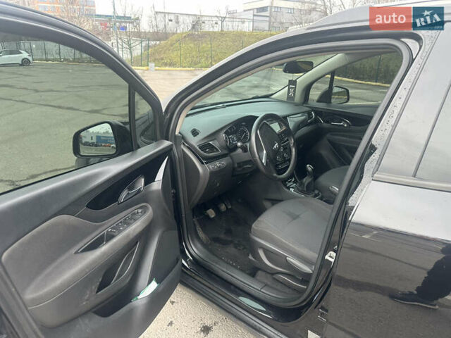 Черный Опель Mokka, объемом двигателя 1.36 л и пробегом 127 тыс. км за 14900 $, фото 13 на Automoto.ua