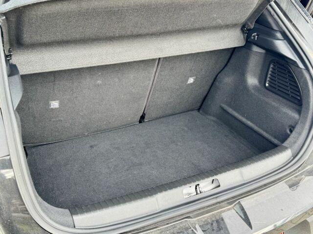 Черный Опель Mokka, объемом двигателя 0 л и пробегом 83 тыс. км за 15500 $, фото 22 на Automoto.ua