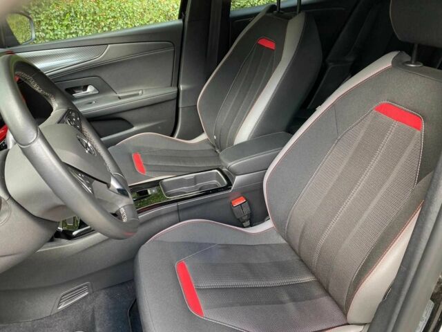 Чорний Опель Mokka, об'ємом двигуна 0 л та пробігом 54 тис. км за 10200 $, фото 5 на Automoto.ua