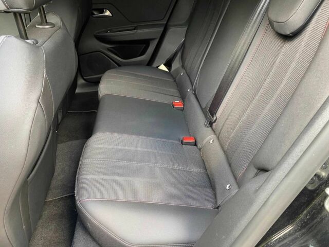 Чорний Опель Mokka, об'ємом двигуна 0 л та пробігом 54 тис. км за 10200 $, фото 6 на Automoto.ua