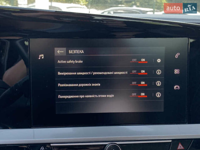 Черный Опель Mokka, объемом двигателя 0 л и пробегом 28 тыс. км за 16855 $, фото 50 на Automoto.ua