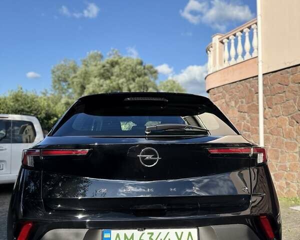 Черный Опель Mokka, объемом двигателя 0 л и пробегом 49 тыс. км за 16700 $, фото 13 на Automoto.ua