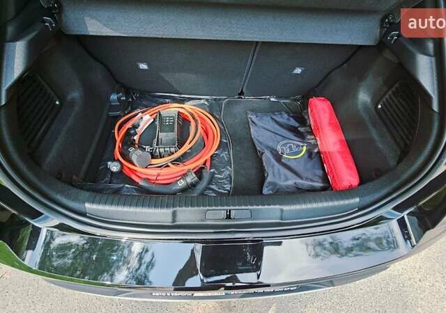 Черный Опель Mokka, объемом двигателя 0 л и пробегом 12 тыс. км за 19200 $, фото 36 на Automoto.ua