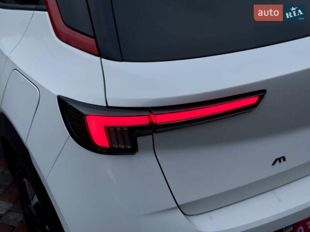 Белый Опель Mokka-e, объемом двигателя 0 л и пробегом 85 тыс. км за 15900 $, фото 36 на Automoto.ua