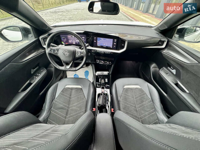 Білий Опель Mokka-e, об'ємом двигуна 0 л та пробігом 76 тис. км за 17600 $, фото 26 на Automoto.ua