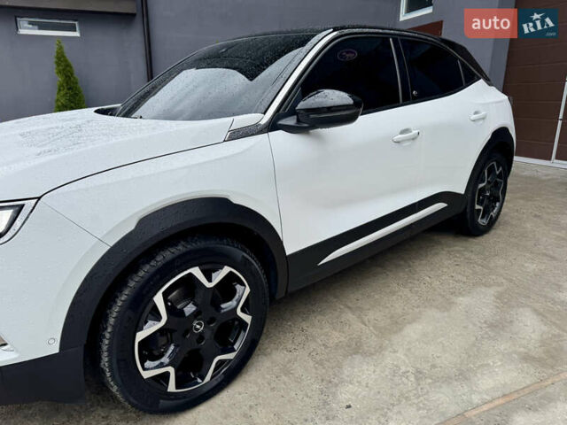 Білий Опель Mokka-e, об'ємом двигуна 0 л та пробігом 75 тис. км за 16500 $, фото 1 на Automoto.ua