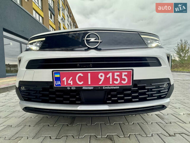 Білий Опель Mokka-e, об'ємом двигуна 0 л та пробігом 76 тис. км за 17600 $, фото 12 на Automoto.ua