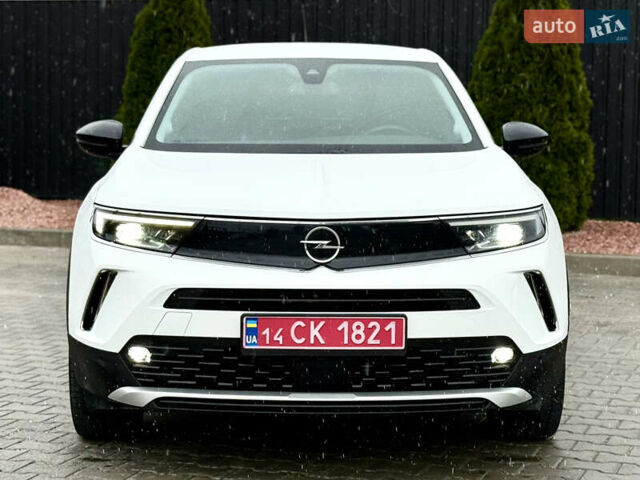 Белый Опель Mokka-e, объемом двигателя 0 л и пробегом 50 тыс. км за 16700 $, фото 14 на Automoto.ua