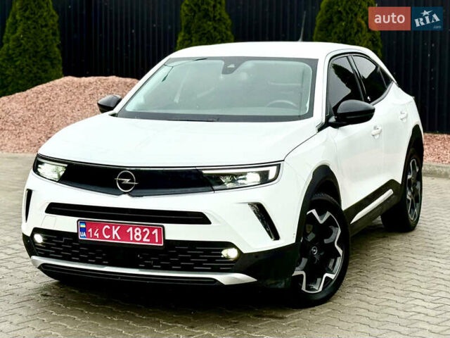 Белый Опель Mokka-e, объемом двигателя 0 л и пробегом 50 тыс. км за 16700 $, фото 12 на Automoto.ua