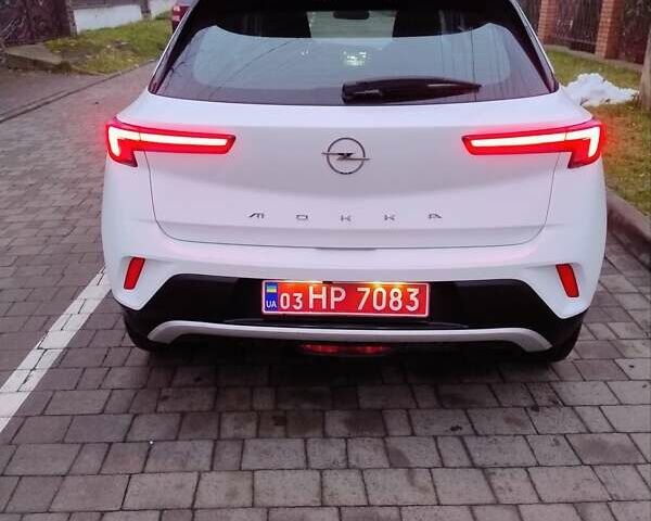 Белый Опель Mokka-e, объемом двигателя 0 л и пробегом 43 тыс. км за 15955 $, фото 8 на Automoto.ua