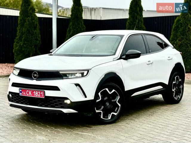 Белый Опель Mokka-e, объемом двигателя 0 л и пробегом 50 тыс. км за 16700 $, фото 13 на Automoto.ua