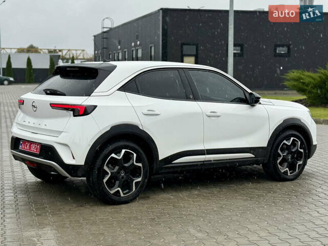 Белый Опель Mokka-e, объемом двигателя 0 л и пробегом 50 тыс. км за 16700 $, фото 22 на Automoto.ua