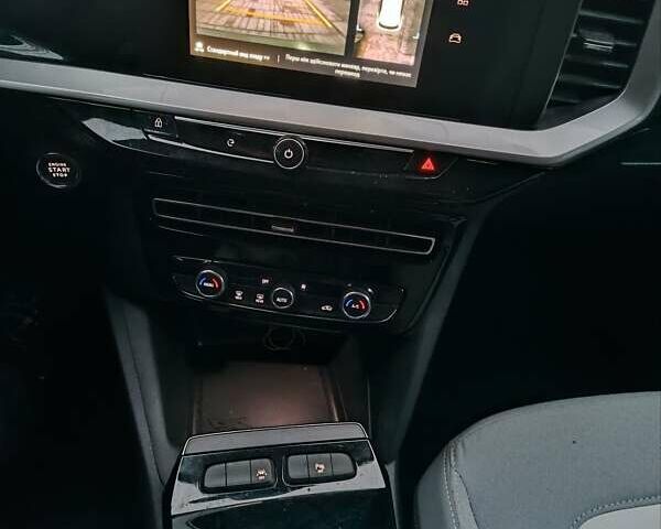 Белый Опель Mokka-e, объемом двигателя 0 л и пробегом 43 тыс. км за 15955 $, фото 21 на Automoto.ua