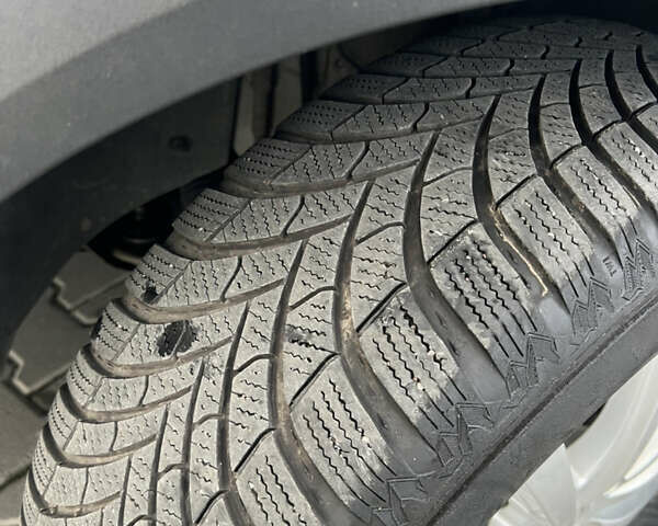 Белый Опель Mokka-e, объемом двигателя 0 л и пробегом 54 тыс. км за 15300 $, фото 4 на Automoto.ua