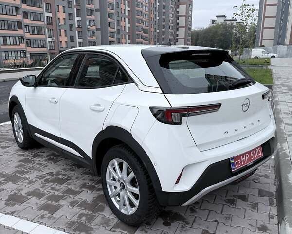 Білий Опель Mokka-e, об'ємом двигуна 0 л та пробігом 62 тис. км за 16400 $, фото 3 на Automoto.ua