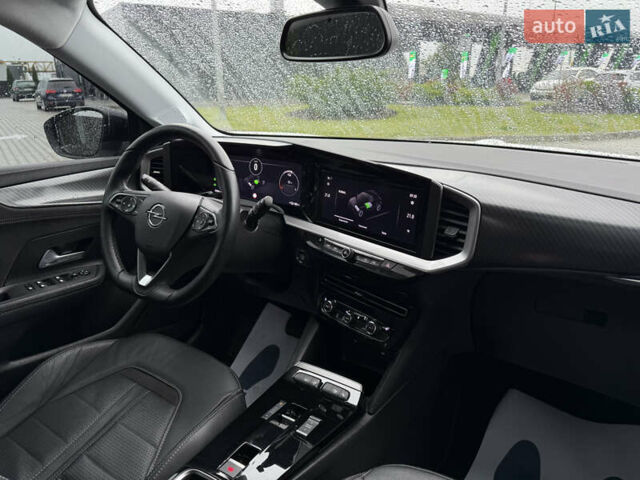 Белый Опель Mokka-e, объемом двигателя 0 л и пробегом 50 тыс. км за 16700 $, фото 73 на Automoto.ua