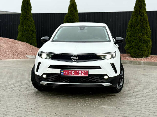 Белый Опель Mokka-e, объемом двигателя 0 л и пробегом 50 тыс. км за 16700 $, фото 10 на Automoto.ua