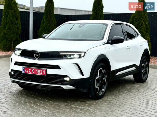 Белый Опель Mokka-e, объемом двигателя 0 л и пробегом 50 тыс. км за 16700 $, фото 15 на Automoto.ua