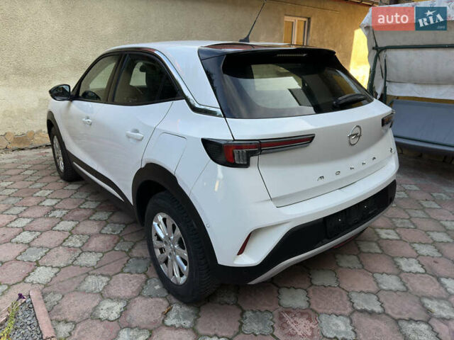 Белый Опель Mokka-e, объемом двигателя 0 л и пробегом 27 тыс. км за 15800 $, фото 10 на Automoto.ua