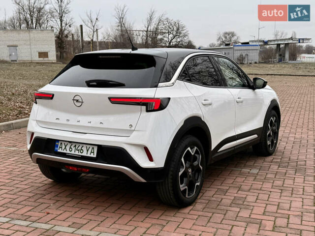 Белый Опель Mokka-e, объемом двигателя 0 л и пробегом 29 тыс. км за 16700 $, фото 26 на Automoto.ua