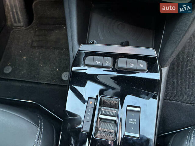 Белый Опель Mokka-e, объемом двигателя 0 л и пробегом 13 тыс. км за 19500 $, фото 16 на Automoto.ua