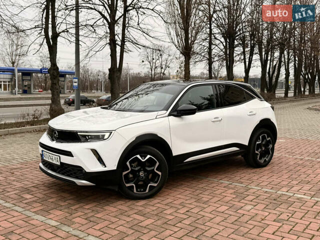 Белый Опель Mokka-e, объемом двигателя 0 л и пробегом 29 тыс. км за 16700 $, фото 4 на Automoto.ua