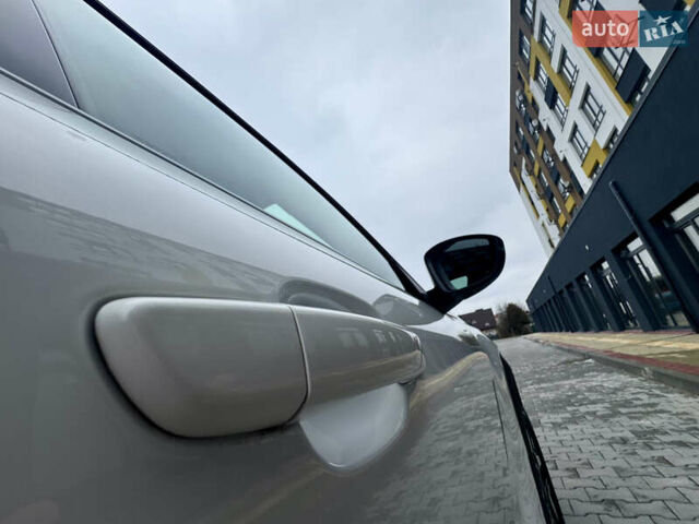 Белый Опель Mokka-e, объемом двигателя 0 л и пробегом 14 тыс. км за 18900 $, фото 17 на Automoto.ua