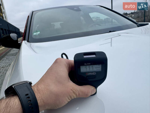 Белый Опель Mokka-e, объемом двигателя 0 л и пробегом 14 тыс. км за 18900 $, фото 58 на Automoto.ua