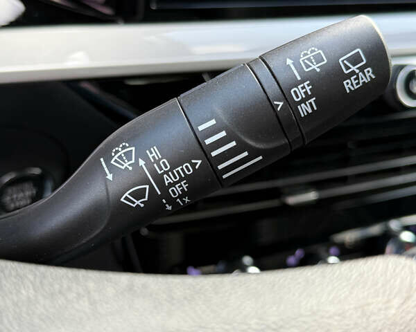 Білий Опель Mokka-e, об'ємом двигуна 0 л та пробігом 1 тис. км за 27315 $, фото 30 на Automoto.ua