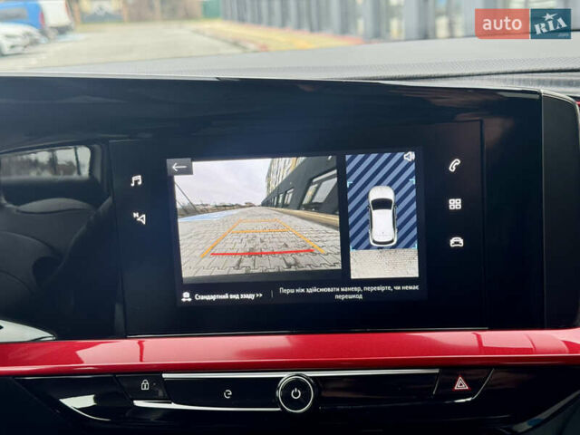 Белый Опель Mokka-e, объемом двигателя 0 л и пробегом 14 тыс. км за 18900 $, фото 52 на Automoto.ua