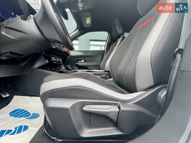 Белый Опель Mokka-e, объемом двигателя 0 л и пробегом 14 тыс. км за 18900 $, фото 41 на Automoto.ua