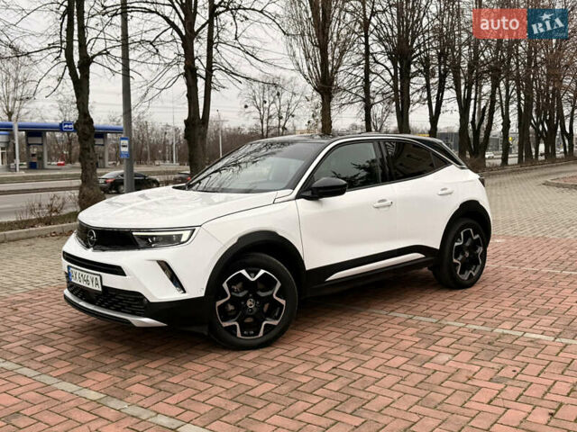 Белый Опель Mokka-e, объемом двигателя 0 л и пробегом 29 тыс. км за 16700 $, фото 3 на Automoto.ua