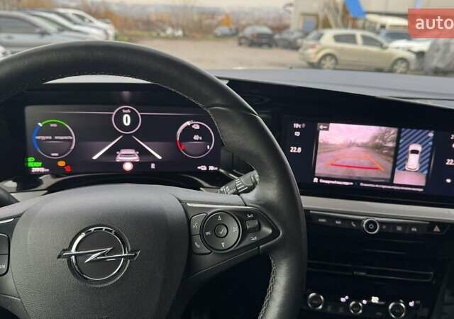 Белый Опель Mokka-e, объемом двигателя 0 л и пробегом 29 тыс. км за 18000 $, фото 12 на Automoto.ua