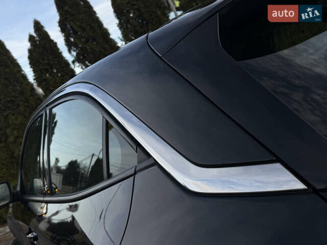 Черный Опель Mokka-e, объемом двигателя 0 л и пробегом 83 тыс. км за 15900 $, фото 28 на Automoto.ua