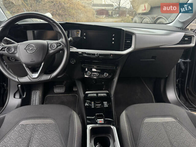 Черный Опель Mokka-e, объемом двигателя 0 л и пробегом 83 тыс. км за 15500 $, фото 56 на Automoto.ua