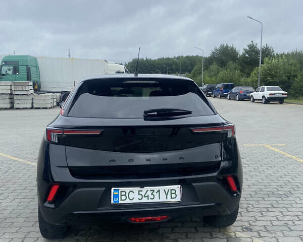 Чорний Опель Mokka-e, об'ємом двигуна 0 л та пробігом 26 тис. км за 17500 $, фото 3 на Automoto.ua