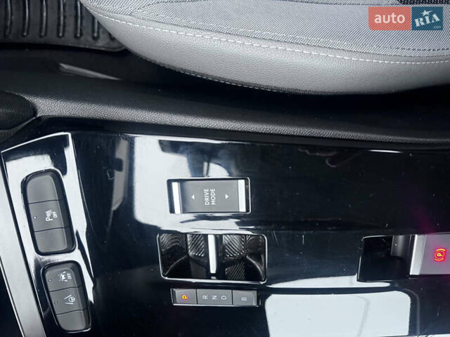 Чорний Опель Mokka-e, об'ємом двигуна 0 л та пробігом 84 тис. км за 18200 $, фото 17 на Automoto.ua