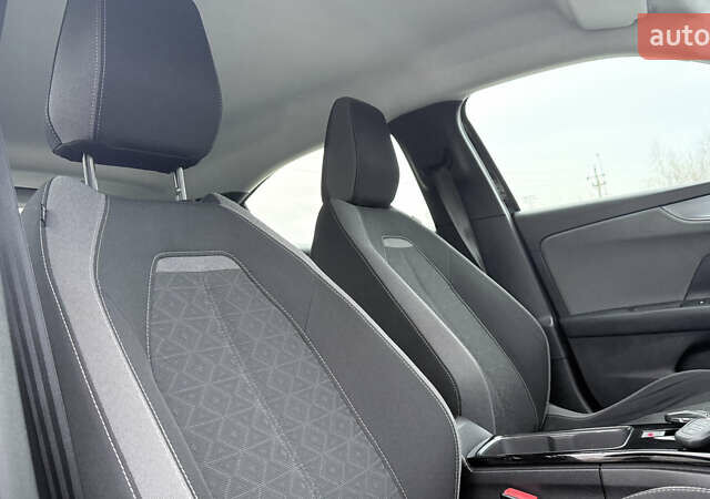 Черный Опель Mokka-e, объемом двигателя 0 л и пробегом 184 тыс. км за 14750 $, фото 27 на Automoto.ua