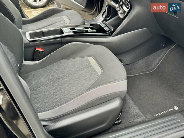 Черный Опель Mokka-e, объемом двигателя 0 л и пробегом 83 тыс. км за 15500 $, фото 61 на Automoto.ua