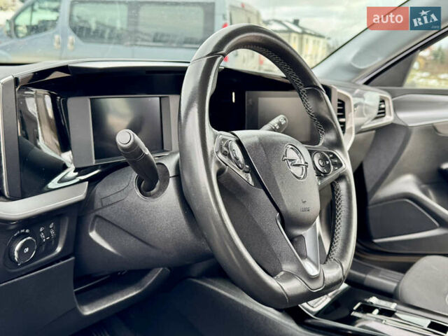 Черный Опель Mokka-e, объемом двигателя 0 л и пробегом 83 тыс. км за 15500 $, фото 71 на Automoto.ua