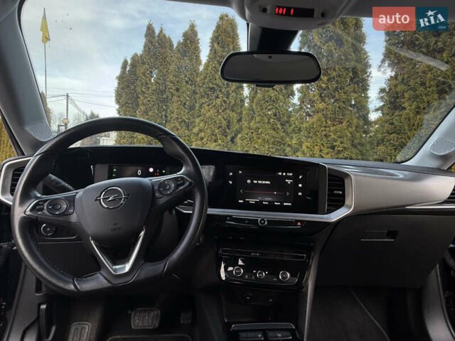 Черный Опель Mokka-e, объемом двигателя 0 л и пробегом 83 тыс. км за 15900 $, фото 50 на Automoto.ua