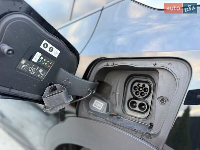 Черный Опель Mokka-e, объемом двигателя 0 л и пробегом 84 тыс. км за 17499 $, фото 38 на Automoto.ua