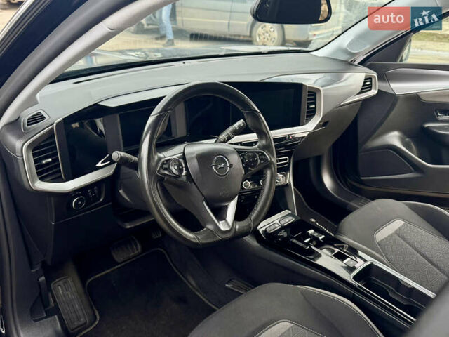 Черный Опель Mokka-e, объемом двигателя 0 л и пробегом 83 тыс. км за 15500 $, фото 54 на Automoto.ua