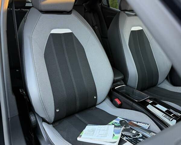 Черный Опель Mokka-e, объемом двигателя 0 л и пробегом 84 тыс. км за 17499 $, фото 41 на Automoto.ua