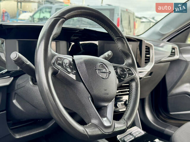 Черный Опель Mokka-e, объемом двигателя 0 л и пробегом 83 тыс. км за 15500 $, фото 70 на Automoto.ua