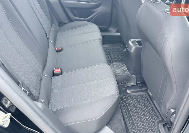 Черный Опель Mokka-e, объемом двигателя 0 л и пробегом 184 тыс. км за 14750 $, фото 29 на Automoto.ua