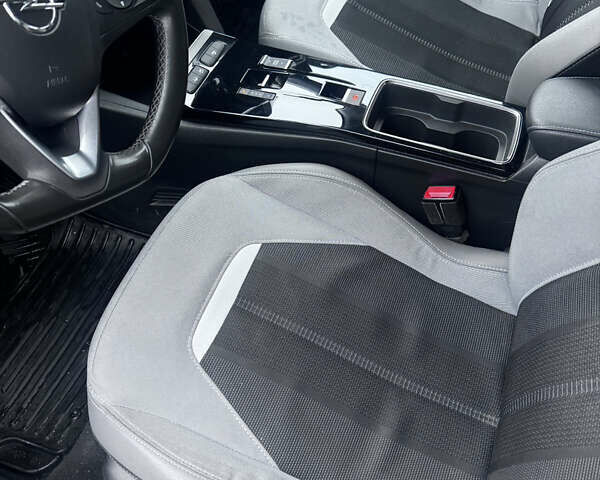 Чорний Опель Mokka-e, об'ємом двигуна 0 л та пробігом 84 тис. км за 18200 $, фото 1 на Automoto.ua